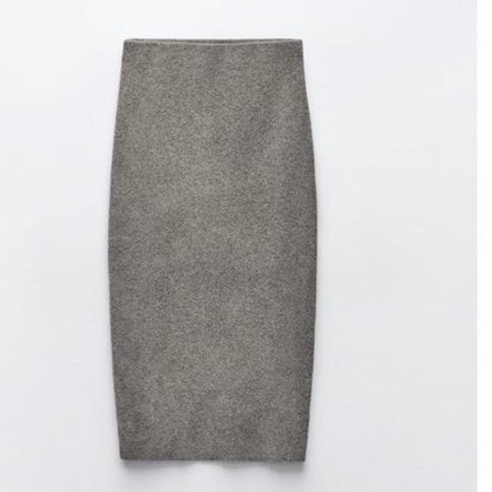 Zara Gray Knit Straight Skirt
